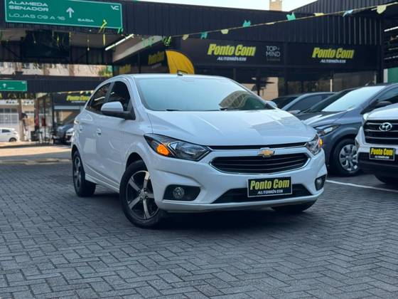 CHEVROLET ONIX 1.4 MPFI LTZ 8V FLEX 4P AUTOMÁTICO CHEVROLET ONIX 1.4 MPFI LTZ 8V FLEX 4P AUTOMÁTICO